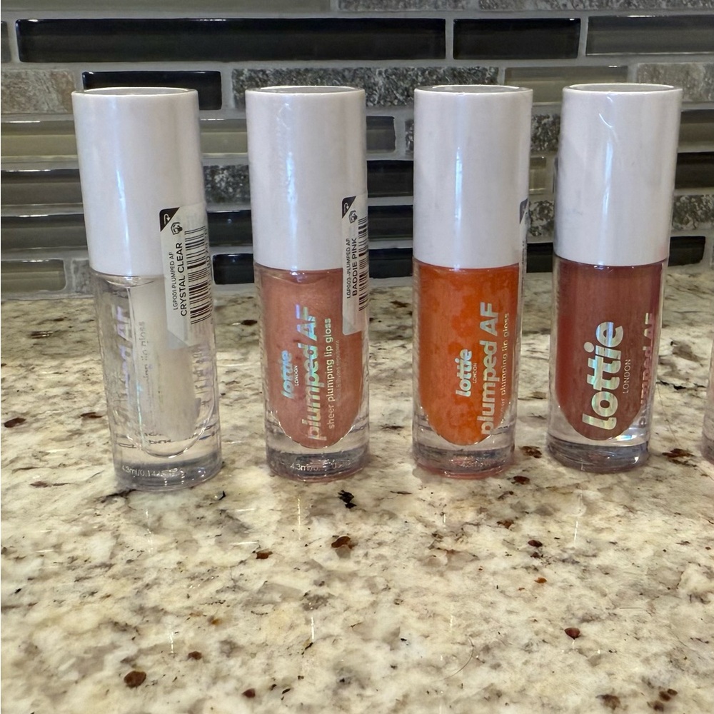 Lottie London Plumped AF Plumping Lip Gloss Set (4 universal shades)